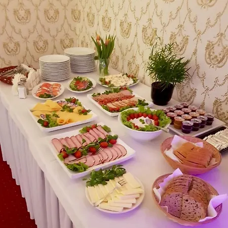Szafir Hotel 3*