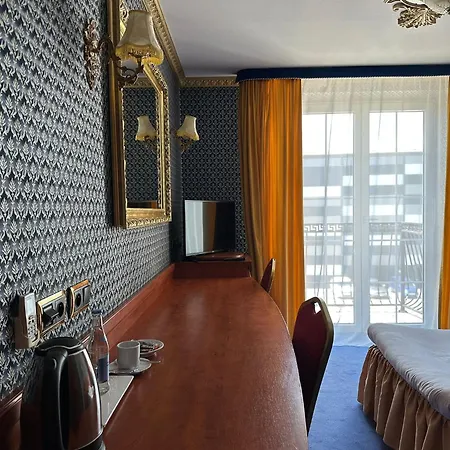 Hotel Szafir