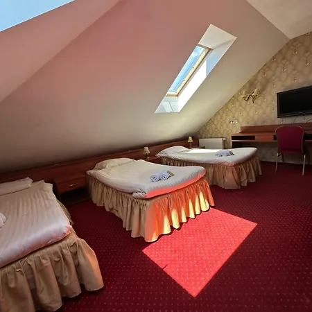 Szafir Hotel 3*