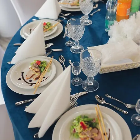 Szafir Hotel 3*